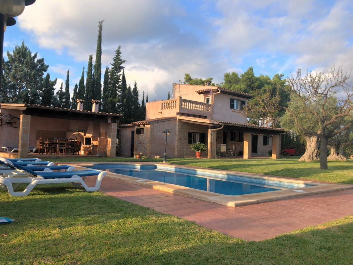 Caseta Des Pradi Biel Holiday home *